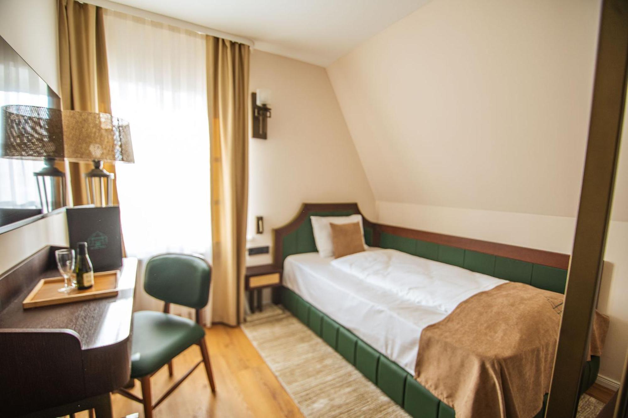 Hotel Ratsmuehle Lueneburg Екстериор снимка